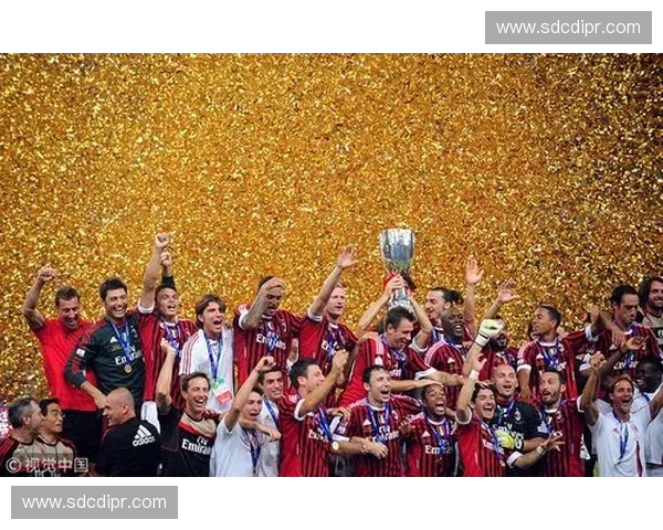 蓝黑与红黑交织的城市之心米兰双雄球迷的信仰与传承激情岁月长存